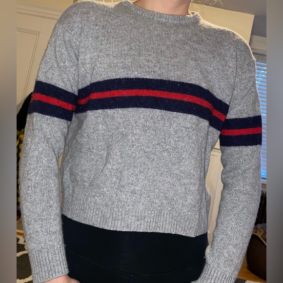 Brandy Melville Sweater,  size small - Picture 3 of 7